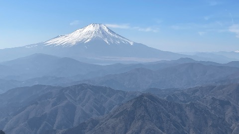 檜洞丸山頂直下からの富士